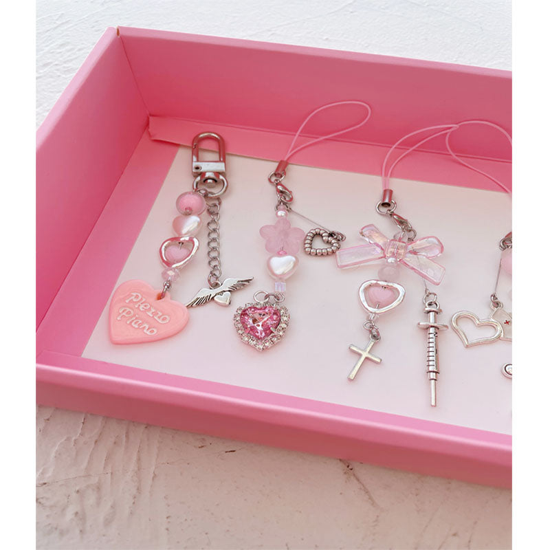 Creative Design Beaded Pendant Cute Pink Sweet Love Injection Sweet Cool Hanging Chain Goo Card Chain  Phone Case Chain